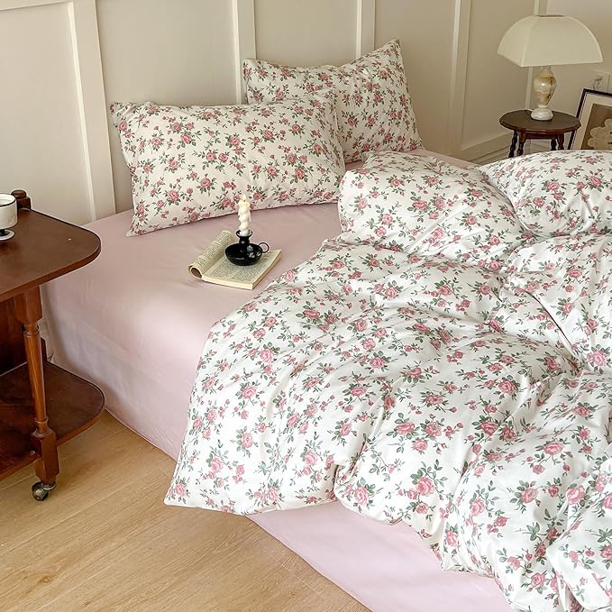 VM VOUGEMARKET Gilr's Comforter Set Twin XL Pink Flower Bedding Comforter with 2 Pillowcases,All Season Use Fluffy Soft & Lightweight Cottagecore Comforter Set for Teen Girls 68"x90"