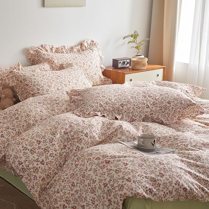 VM VOUGEMARKET Red Flower Comforter Set Queen Aesthetic Bedding Set Garden Style Blooming with Ruffle Pillow Shams for Teen Girls Bed in a Bag Flurry Comforter Set-90x90 Inch