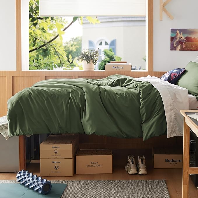Bedsure Duvet Cover Twin/Twin XL Size - Extra Soft Double Brushed Bedding Set with Zipper Closure, 2 Pieces, Includes 1 Duvet Cover (68"x90") & 1 Pillow Sham, Comforter Not Included, Olive Green