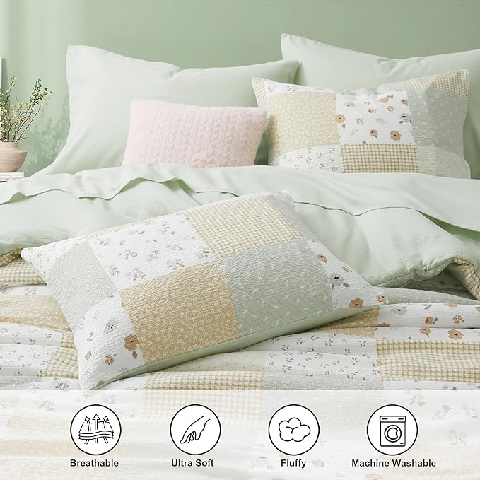 Oli Anderson King Comforter Set, 7 Pieces Light Green Floral Seersucker Bed Comforter, Patchwork Reversible Bed in a Bag with Comforter, Sheets, Pillowcases & Shams (Light Green, King)