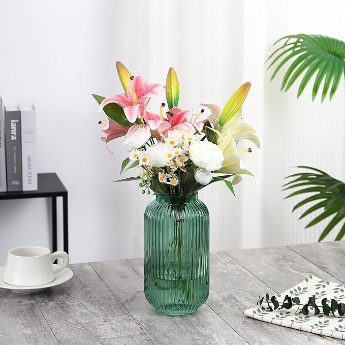 Ribbed Glass Vase, Green Flower Vase for Bouquet, Glass Vases for Flowers, Modern Vases for Living Room, Bedroom, Kitchen, Dining Table, Office, Wedding, 8.6 Inches
