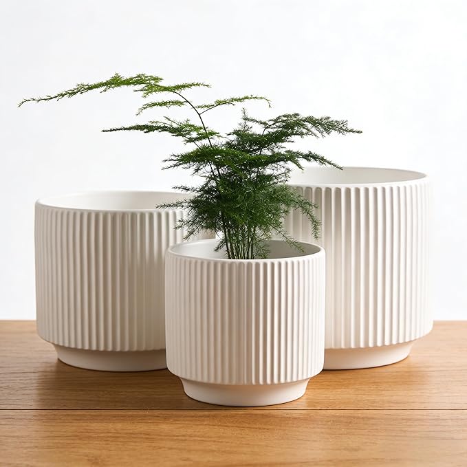 Oakrain Plant Pots Set of 3 with Vertical Stripes 7.8/6.5/5.2 inch, Modern Decorative Planters for Indoor Outdoor Plants, Garden Flower Pot with Drainage Holes, Ceramic White