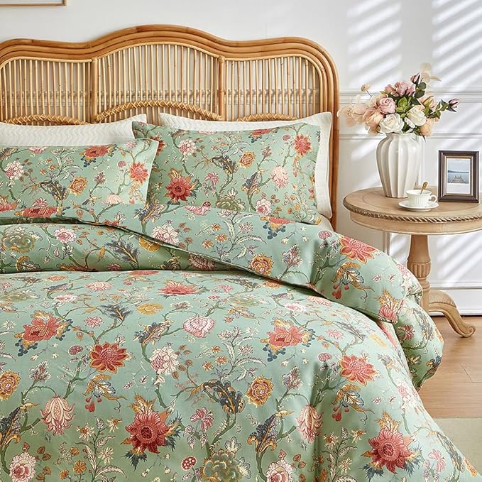 Vintage Floral Comforter Set King Farmhouse Boho Bedding Comforter Botanical Flowers Vines Pattern on Green Floral Bedding Comforter Fluffy Aesthetic King Comforter with 2 Pillowcases for All Seasons