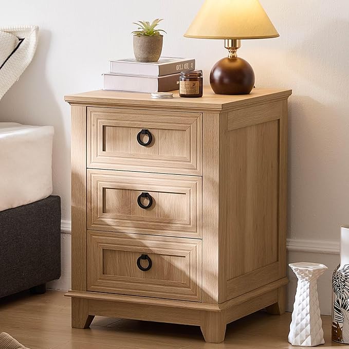 18" Farmhouse Night Stand with 3 Drawers, Wood End Table for Bedroom, Natural Wood Nightstand, Bed Side Table with Metal Handle, Bedside Cabinet for Bedroom Living Room
