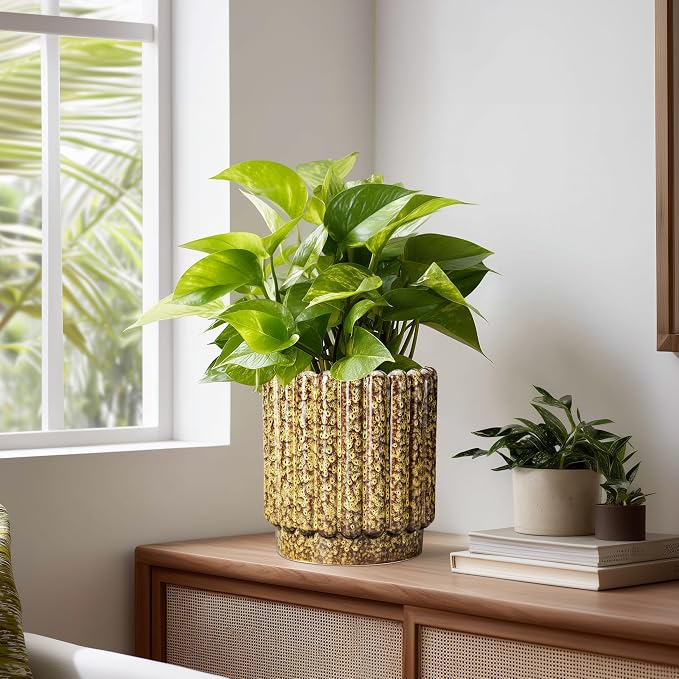 Ceramicfor Ceramic Planter - 7.6 Inch Ceramic Plant Pots Indoor, Round Flower Pots with Drainage Hole, Fluted Decorative Outdoor Planters, Office Home Decor, Plant Lover Gifts, Yellow