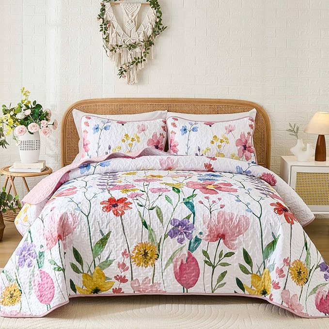 Anibedding Queen Quilt Set, Reversible Pink Floral Bedspread Soft Microfiber Lightweight Queen Size Quilt Bedding Sets Flower Coverlet for All Season(Queen, 96"x90")