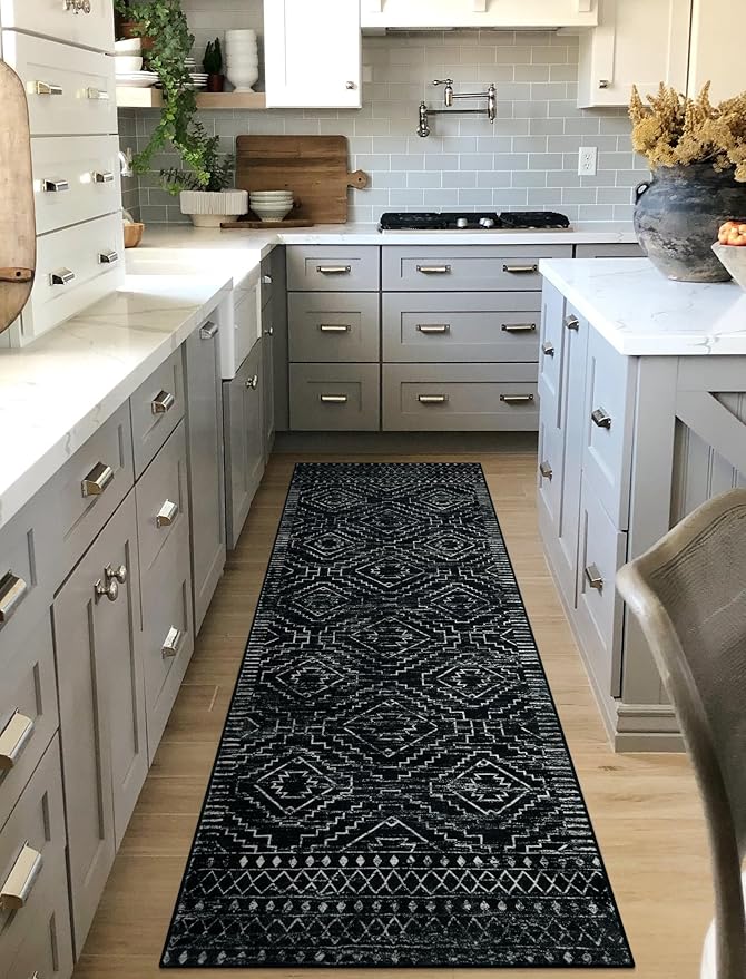 Wonnitar Moroccan Runner Rugs for Hallway 2'6"x8', Black Washable Boho Kitchen Non-Slip Rug Runner, Geometric Tribal Long Soft Bathroom Accent Area Rug for Entryway Laundry Bedroom (Black,2'6"x8')
