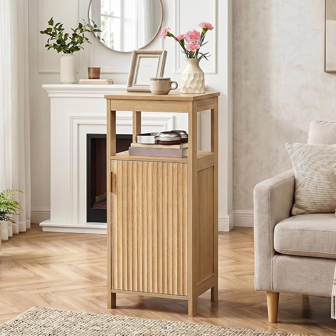 CHOEZON Bathroom Cabinet, Freestanding Bathroom Storage Cabinet with Door and Shelves, Small Floor Storage Cabinet, Narrow Bathroom Table, Fluted Door, Gold Handle, for Bathroom, Living Room, Natural