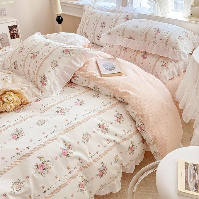 VM VOUGEMARKET White Ruffle Comforter Set Queen with Elegant Pink Flower Printed Romantic Lace Comforter with 2 Pillow Shams Princess Bedding Comforter Set for Teen Girls(3pcs,Queen)