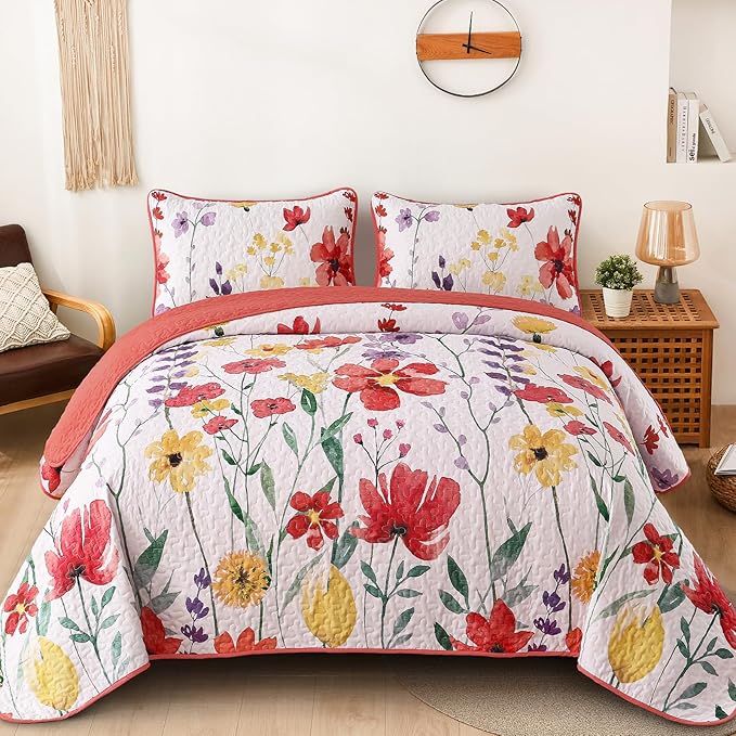 Anibedding Floral Quilt Set King Size, Red Bedspread 3 Pieces Botanical Flower Bedding Set Soft Microfiber Coverlet Set for All Season (King, 104"x90")
