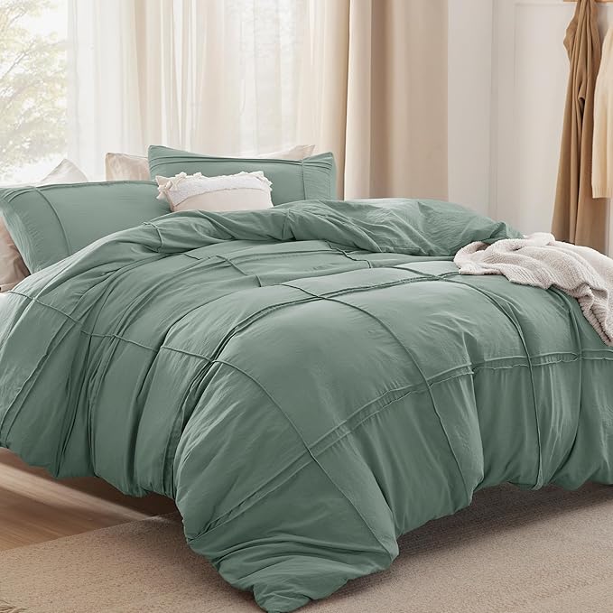Bedsure Grid Boho Duvet Cover Queen Size - Shabby Chic Tufted Boho Bedding Set, 3 Pieces Shabby Chic Home Bedding for All Seasons, Includes 1 Queen Duvet Cover & 2 Pillowcases (Green, 90" x 90")