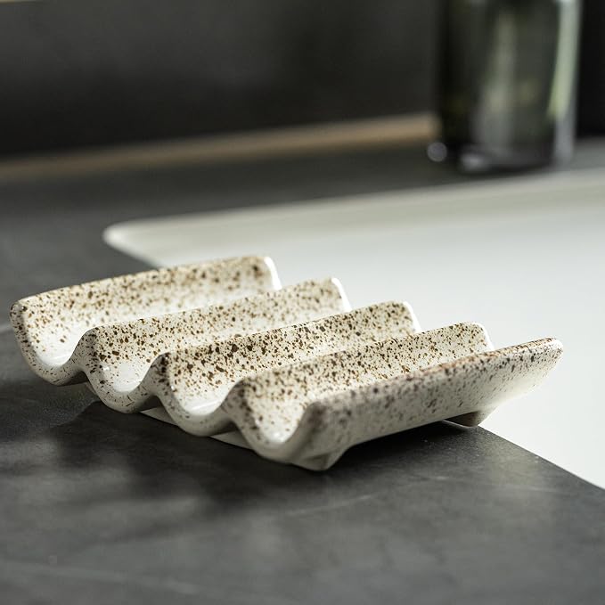 Soap Dish for Shower, Self Draining Bar Soap Holder for Shower, Ceramic Bathroom Soap Saver with Fluted Design, Suitable for Soap Bar, Sponge