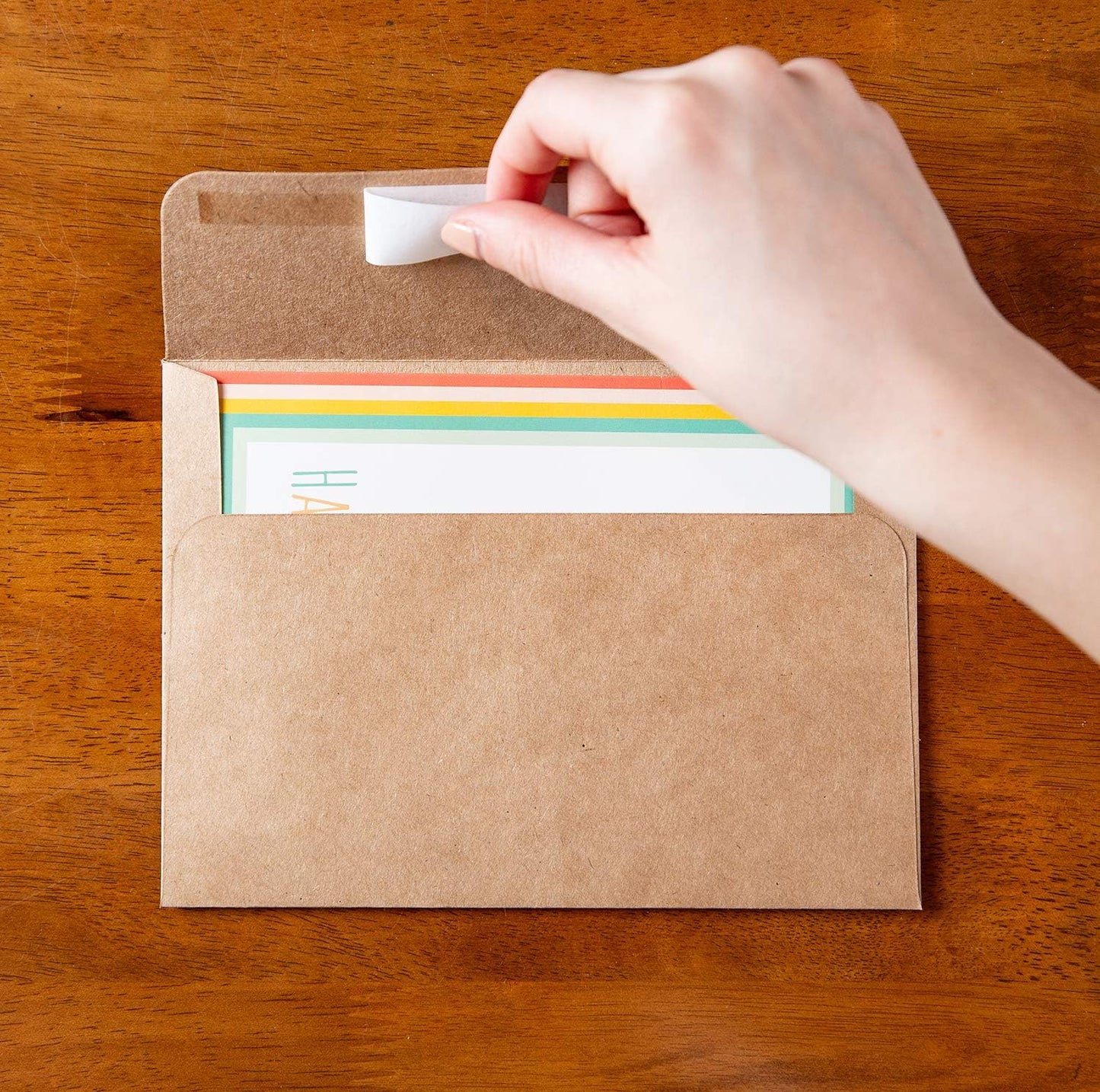 Sweetzer & Orange A7 Brown Self-Seal Envelopes - 100 Pack, 5x7 Inches, Kraft 150gsm for Weddings & Invitations