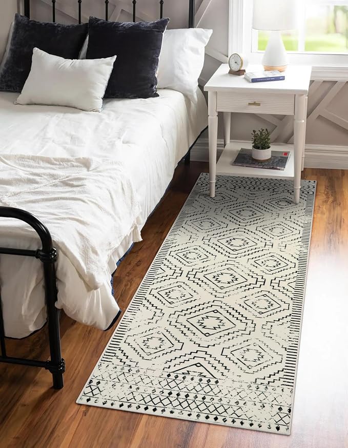 Wonnitar Moroccan Washable 2x6 Runner Rug for Hallways, Non-Skid Carpet Runners for Kitchen, Boho Farmhouse White Non-Shedding Laundry Room Throw Mat for Bathroom Closet Bedroom (Beige,2'x6')