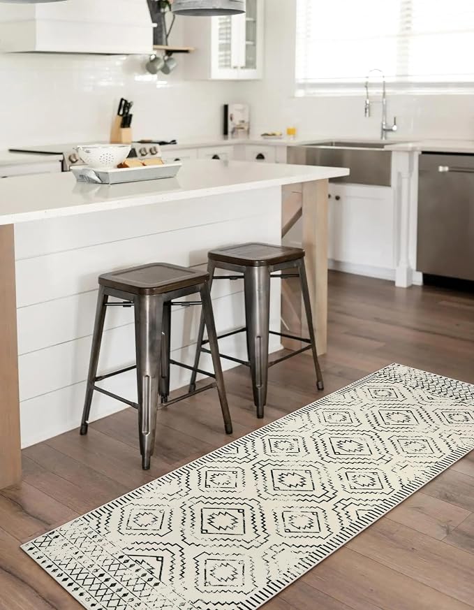Wonnitar Moroccan Washable 2x6 Runner Rug for Hallways, Non-Skid Carpet Runners for Kitchen, Boho Farmhouse White Non-Shedding Laundry Room Throw Mat for Bathroom Closet Bedroom (Beige,2'x6')