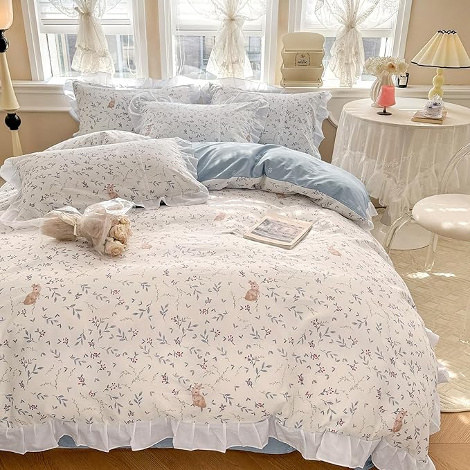 VM VOUGEMARKET Queen Comforter Set White Blue Girls Romantic Ruffle Comforter with 2 Pillow Shams Vintage Cozy Bed Comforter Set for All Seasons(Queen,Rabbit)