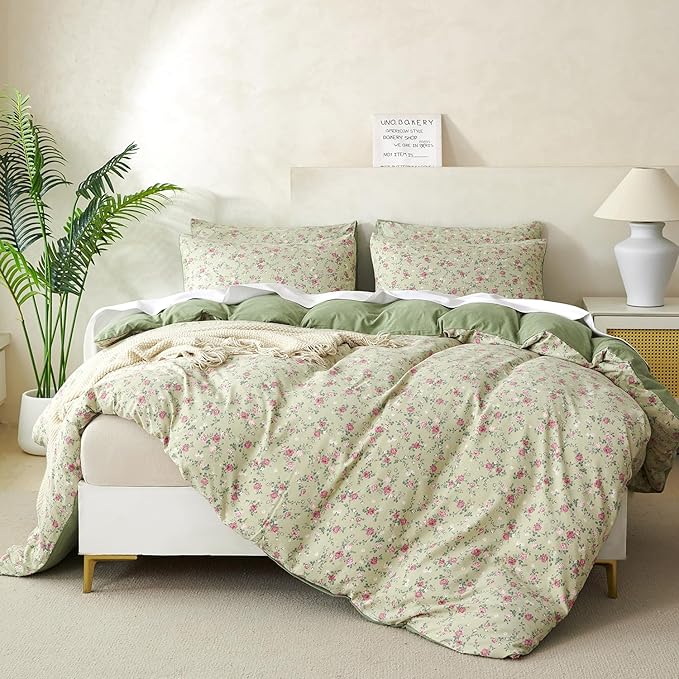 Queen Comforter Set Floral Soft 3 Pieces Chic Crinkle Gauze Fabric Garden Style Floral Print Botanical Comforter for All Seasons Luxury Warmth Comfy Breathable with 2 Pillowcases