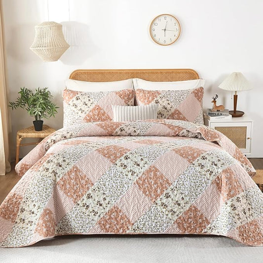 Dinjoy Pink Quilt Set Queen Size, Reversible Floral Plaid Patchwork Pattern Bedding Set Soft Microfiber Lightweight Bedspread Coverlet 3 Piece Spring Summer Use (90x96 inches)