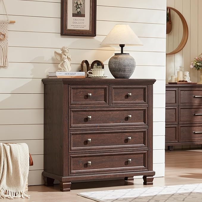 Farmhouse 5 Drawer Dresser for Bedroom, 32.6 Inch Tall Vintage Chest of Drawers, Mid-Century Small Dressers w/Square Solid Wood Legs, Rustic Storage Organizer for Living Room, Walnut
