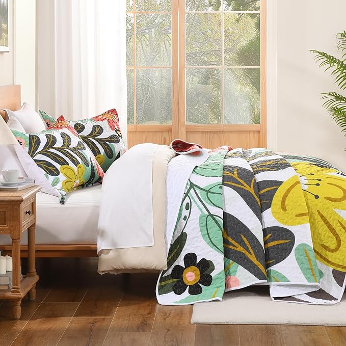 Andency Floral Boho Quilt King Size Bedding Set Green, 3 Pieces Farmhouse Flower Botanical Summer Bedspreads with 2 Shams, Soft Reversible Lightweight Microfiber Coverlet Set for All Season, 106"x96"