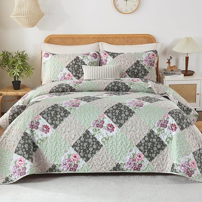 Dinjoy Green Quilt Set Queen Size, Reversible Floral Plaid Patchwork Pattern Bedding Set Soft Microfiber Lightweight Bedspread Coverlet 3 Piece Spring Summer Use (90x96 inches)
