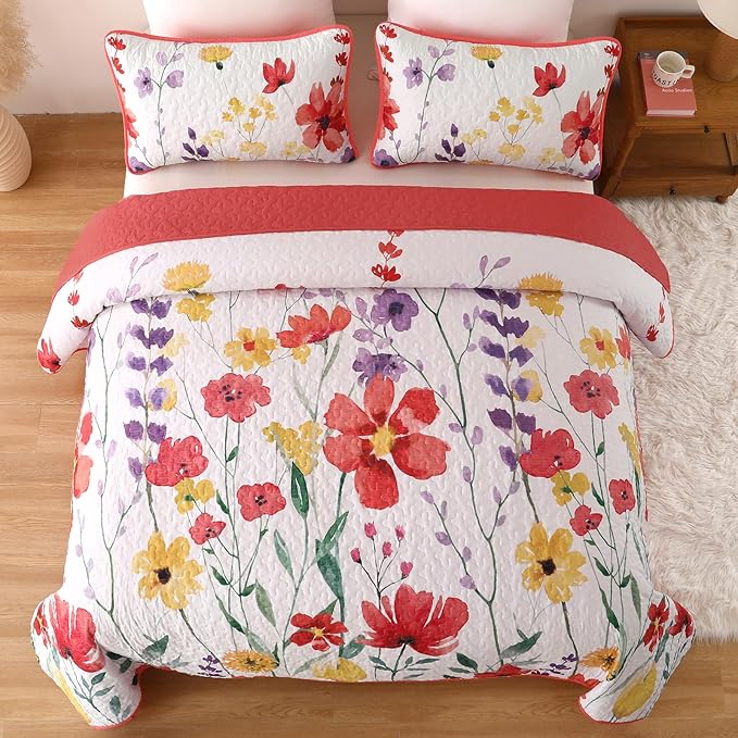 Anibedding Floral Quilt Set King Size, Red Bedspread 3 Pieces Botanical Flower Bedding Set Soft Microfiber Coverlet Set for All Season (King, 104"x90")