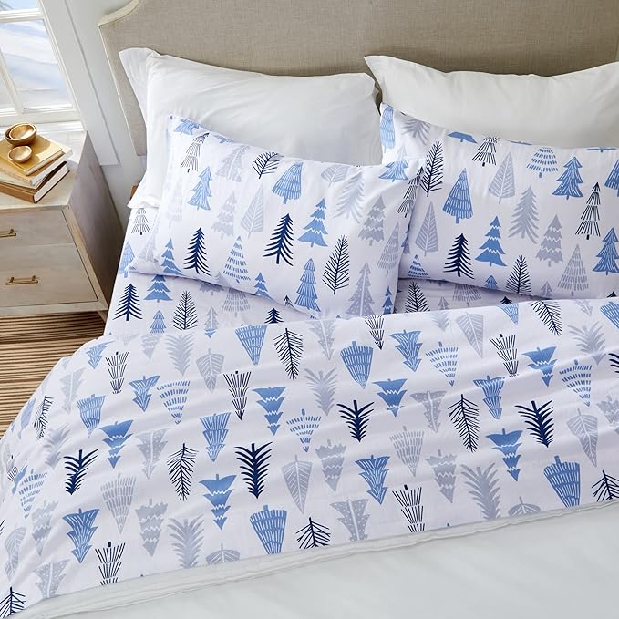 Market & Place 100% Turkish Cotton Flannel Sheet Set | 4 Piece Deep Pocket Novelty Cozy Winter Bed Sheets | Double Brushed for Extra Softness & Comfort | Alpine Collection (Queen, Blue Forest)