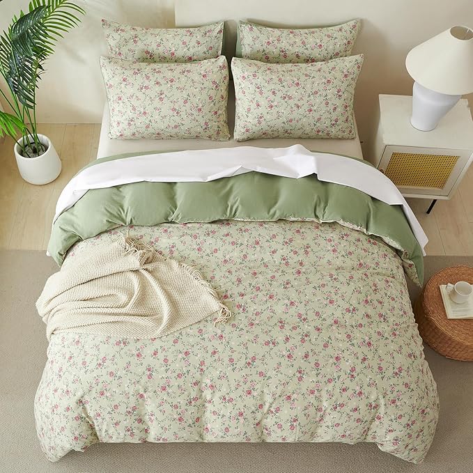 Queen Comforter Set Floral Soft 3 Pieces Chic Crinkle Gauze Fabric Garden Style Floral Print Botanical Comforter for All Seasons Luxury Warmth Comfy Breathable with 2 Pillowcases