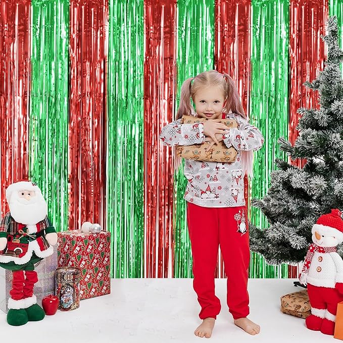 TONIFUL 3Pcs Red Green Door Streamers,Red GreenPhoto Booth Backdrop Metallic Streamers Foil Fringe Curtains for Birthday,Christmas,New Year,Bachelorette,Grad Party Streamers Decor(9.9ft x 6.6ft)