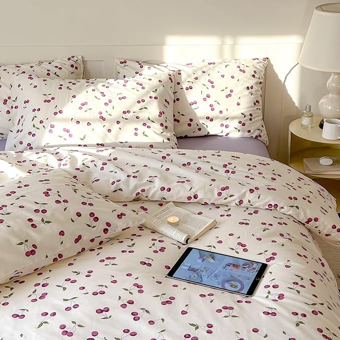 AOJIM Cherry Pattern Duvet Cover Set, 100% Cotton Cute Bedding Comforter Cover with Fruit Motifs, Aesthetic Quilt Cover Set 3pcs, 1 Queen Size Comforter Cover and 2 Matching Pillowcases, No Comforter