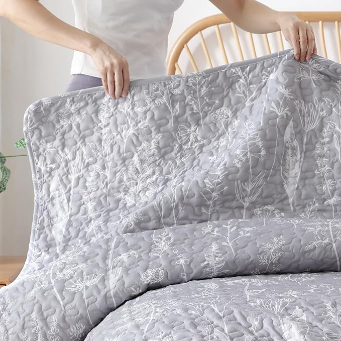 Janzaa Twin Boho Quilt Set - Grey Floral Pattern Microfiber Quilt & Pillowcase, 66x90 inches