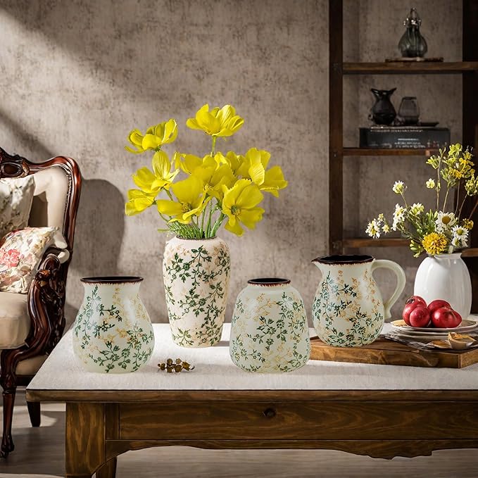 Vintage Green and Beige Flower Vase,Retro Chinoiserie Vase,Farmhouse Antique Decorative Ceramic Vases for Home Decor,Bookshelf, Dining Table, Coffee Table,Mantel,Grand Millennial Decor (H8.7 Inch)