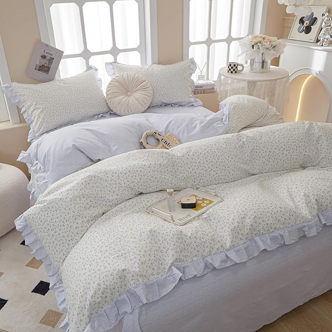 Blue Floral Comforter Set Full White Soft Ruffle Comforter Set Fluffy Cottagecore Floral Bedding Set for Girls Women Vintage Flowers Botanical Comforter with 2 Pillowcases for All Seasons Full Size
