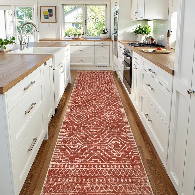 Wonnitar Moroccan Runner Rug, Washable 2'6"x10' Long Runner Rug for Hallway, Boho Farmhouse Non-Skid Kitchen Bathroom Runner Soft Low Pile Carpet for Entryway Laundry Living Room (Brown,2'6"x10')