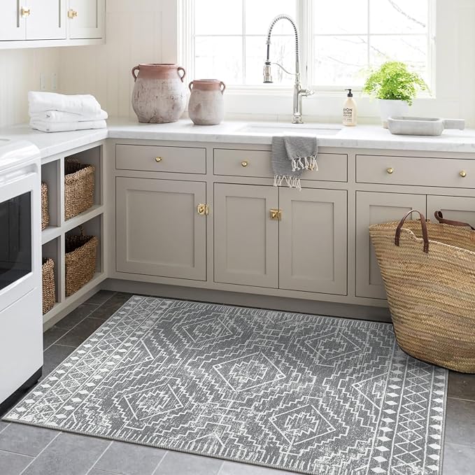 Wonnitar Moroccan Area Rugs 3x5, Gray Washable Entry Rug,Non-Slip Boho Small Bedroom Throw Mat, Non-Shedding Farmhouse Soft Low Pile Floor Carpet for Kitchen Bathroom Living Room (Silver Grey,3'x5')