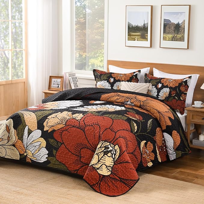Andency Floral Boho Quilt Super King Plus Size Bedding Set Black, 3 Pieces Farmhouse Flower Botanical Summer Bedspreads with 2 Shams, Soft Reversible Microfiber Coverlet Set for All Season, 128"x120"
