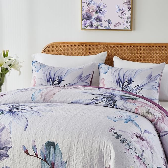 Yogeneg Full Queen Size Quilt Set,Elegant Floral Botanical Pattern Purple Bedding Set,3 Piece Lightweight Soft Summer Bedspread Coverlet with 2 PIillow Sham for All Season(Purple Floral,90"x96")