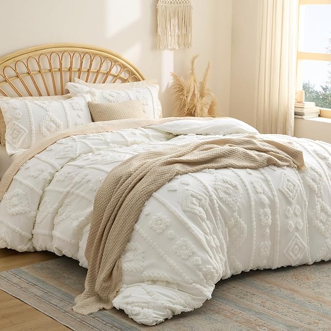Bedsure Boho Duvet Cover King - White Tufted Boho Bedding, Farmhouse Shabby Chic Embroidery Bedding for All Seasons, 3 Pieces, 1 Soft Jacquard King Comforter Cover and 2 Pillow Shams