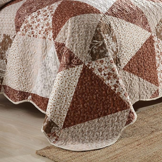 HoneiLife Queen Size 3 Piece Microfiber Quilt Set - Brown Triangle Pattern, 90x96 Inch