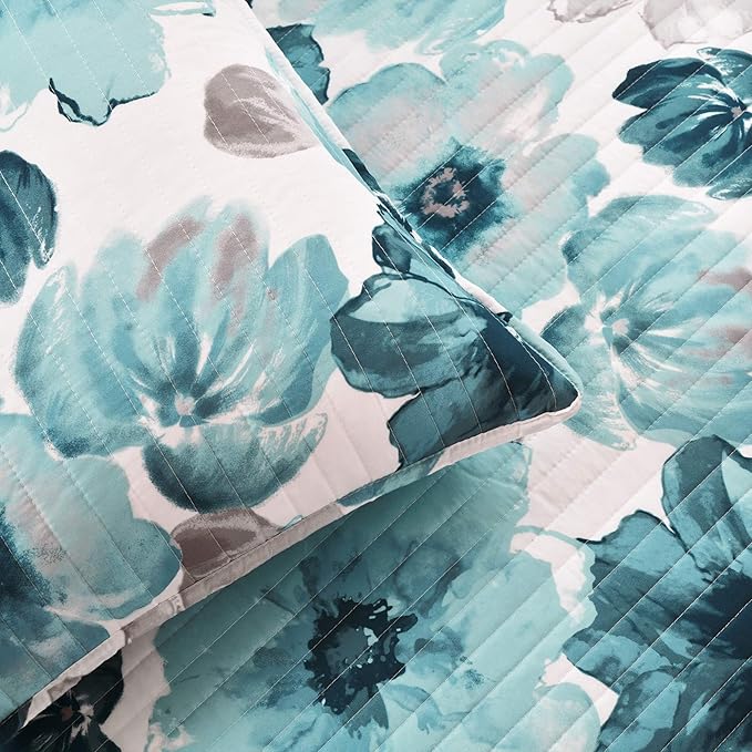 Lush Decor Leah Reversible Floral Quilt Set, 3 Piece Set, King, Blue - Watercolor Botanical - Cottage Core - French Country Decor- Bedding Queen Size