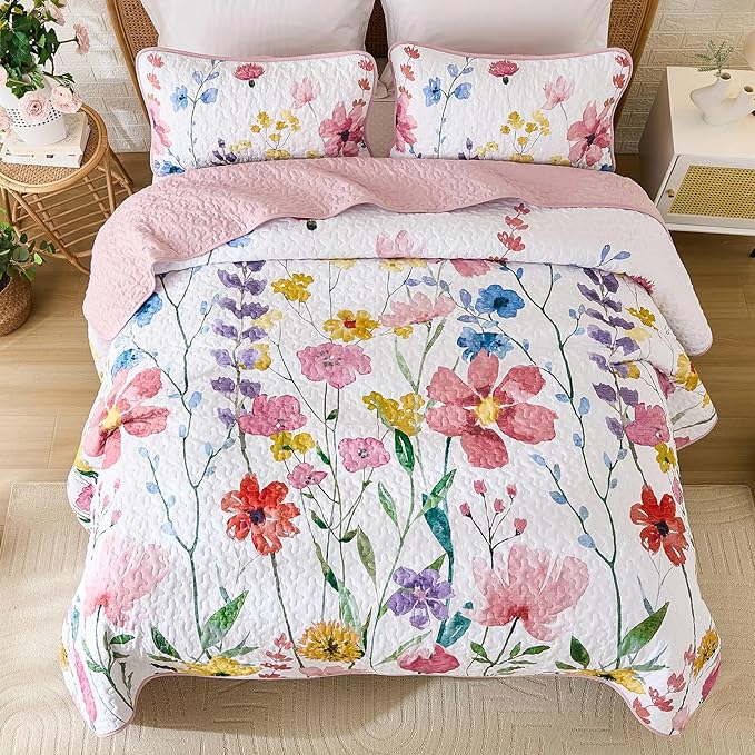 Anibedding Queen Quilt Set, Reversible Pink Floral Bedspread Soft Microfiber Lightweight Queen Size Quilt Bedding Sets Flower Coverlet for All Season(Queen, 96"x90")