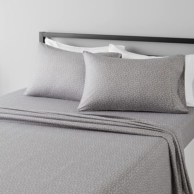 Amazon Basics Lightweight Super Soft, Comfortable Easy Care Microfiber 4 Piece Bed Sheet Set With 14-Inch Deep Pockets, Full, Gray Arrows, Geometric