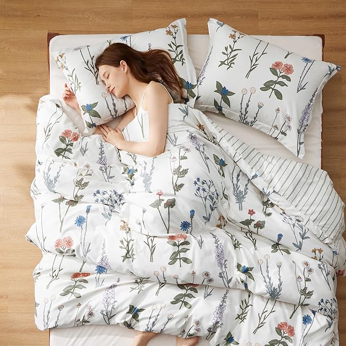 Bedsure Comforter Set Full Size - Cute Floral Bedding Comforter Set, 3 Pieces, 1 Soft Reversible Coconut White Botanical Flowers Comforter and Pillow Shams