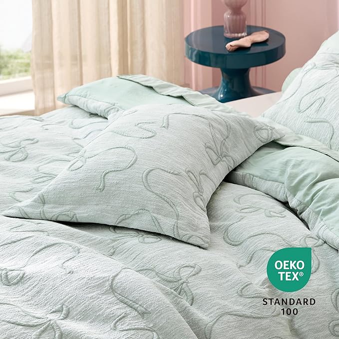 Bedsure Green Duvet Cover King Size with Bowknot Jacquard Design, Soft and Elegant Boho Bedding Set, Luxurious Craftsmanship for a Stylish Bedroom,Includes 1 104"x90" Duvet Cover & 2 Pillow Shams
