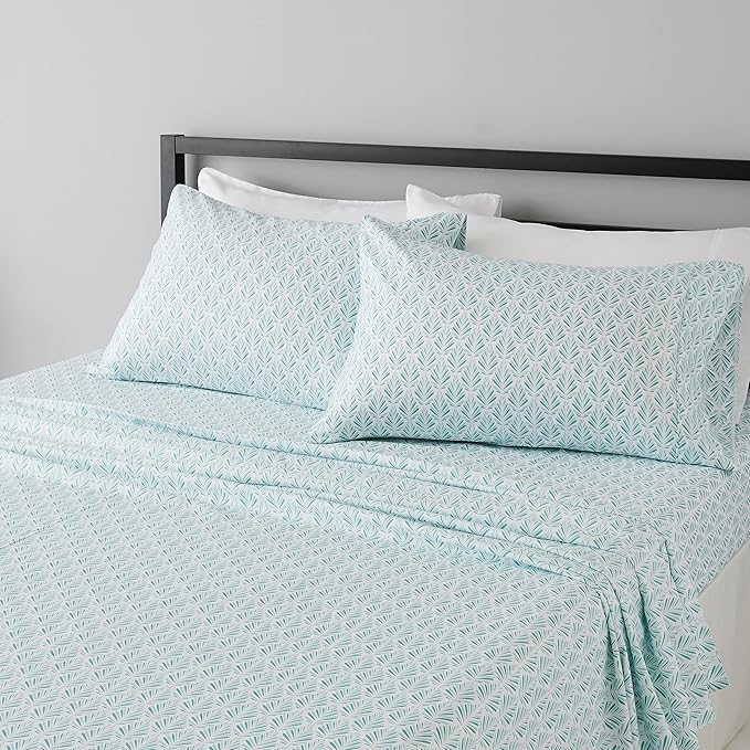 Amazon Basics Lightweight Super Soft, Breathable Easy Care Microfiber 4 Piece Bed Sheet Set With 14" Deep Pockets, King, Aqua Fern, Printed