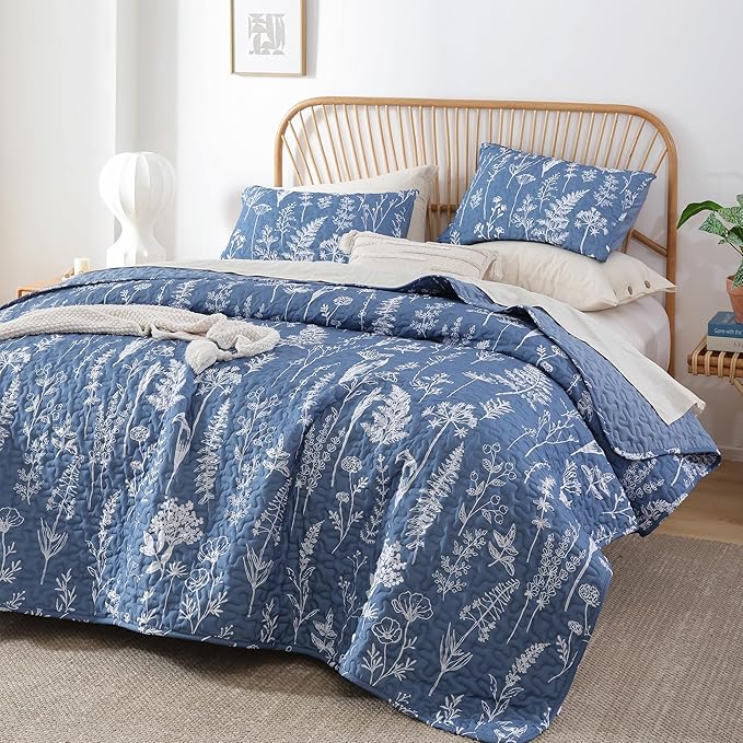 JANZAA Quilts Queen Size Infinity Blue Floral Queen Quilt Bedding Set Microfiber Boho Bedspread Lightweight Reversible Coverlet with 2 Pillowcases