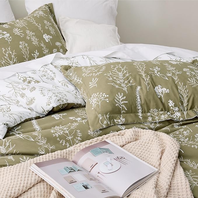 Bedsure Duvet Cover King Size - Reversible Olive Green King Duvet Cover Set with Zipper Closure, 3 Pieces Floral Patterned Bedding Set with 8 Corner Ties and 2 Pillow Shams