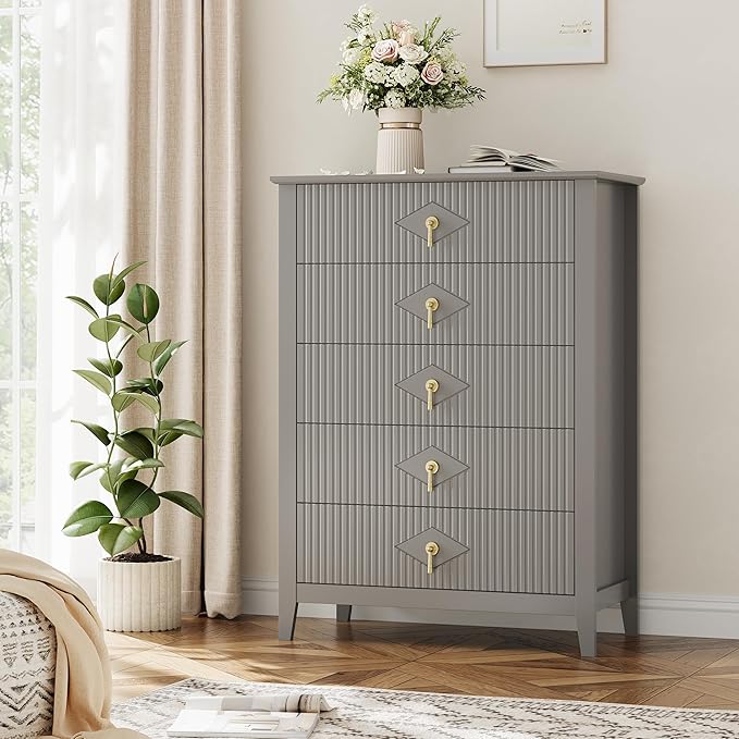 GarveeHome Fluted Dresser for Bedroom, 42.9" Tall 5-Drawer Wood Dresser, Modern Chest of Drawers, Storage Organizer Cabinet for Living Room, Hallway, Entryway, Grey