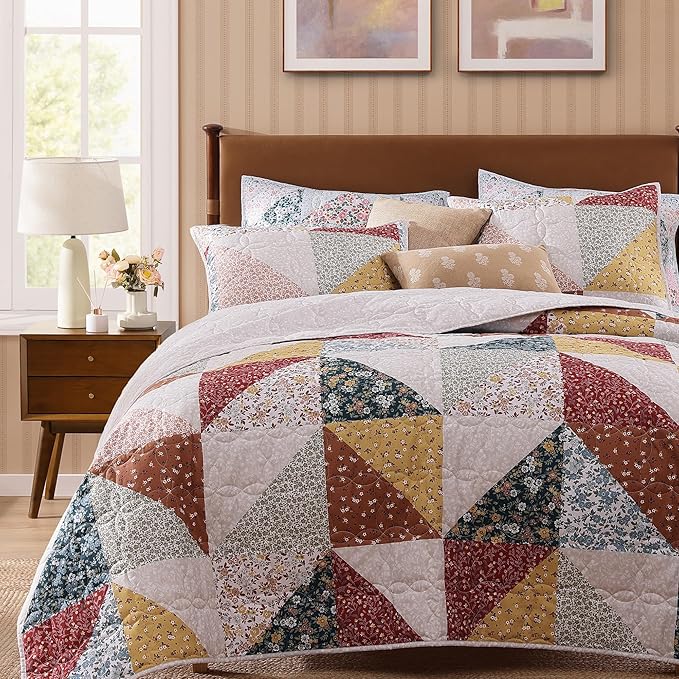 Quilt Set Queen Size, Patchwork Burnt Orange Floral Quilt Sets, Reversible Bedspread Lightweight and Breathable for All Seasons, Soft Quilted Bedspread with 2 Pillow Shams