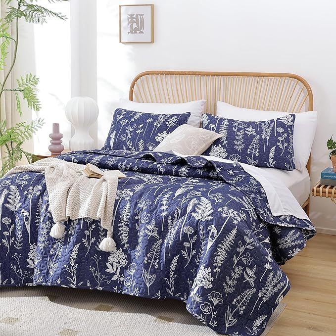 JANZAA Quilts Queen Size Navy Blue Floral Queen Quilt Bedding Set Microfiber Boho Bedspread Lightweight Reversible Coverlet 1 Quilt 90x90 inches with 2 Pillow Cases